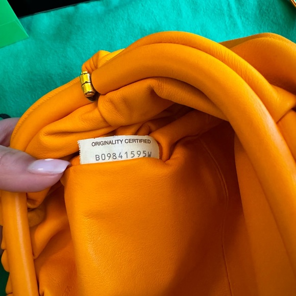 Bottega Veneta Mini Pouch - Picture 9 of 10